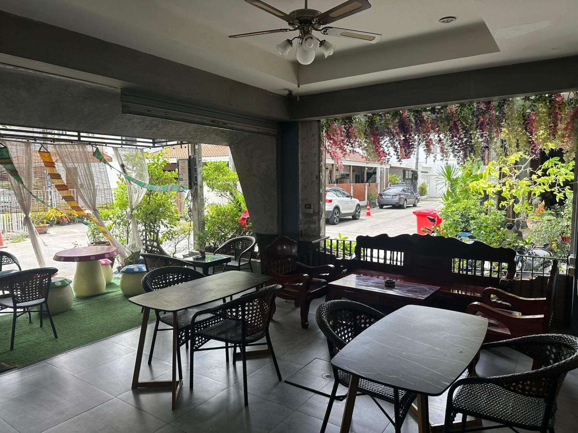 Memory 2 Hotel Phuket Exterior photo